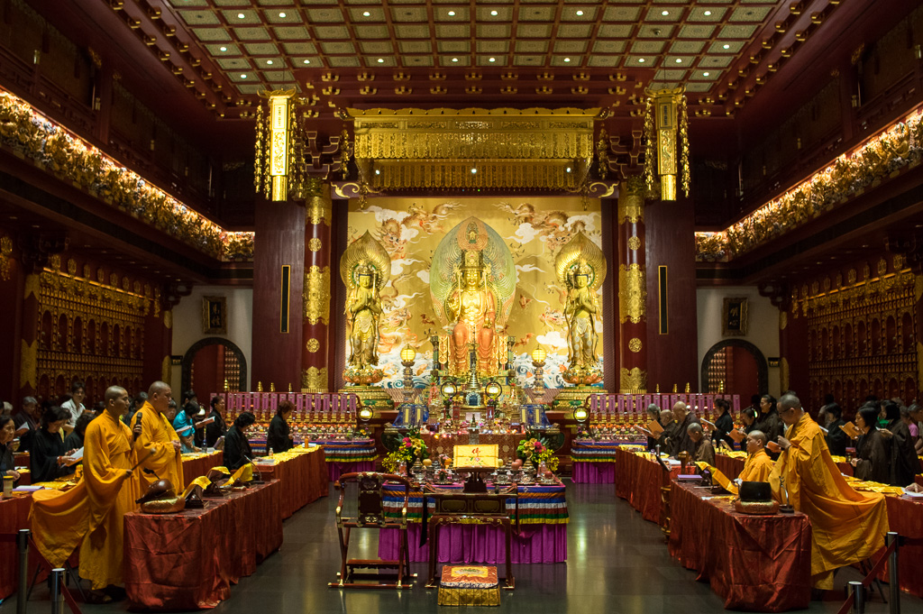 Ceremony at the Buddha Tooth Temple